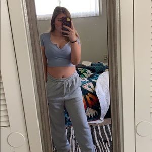 Meet your Posher, Sierra